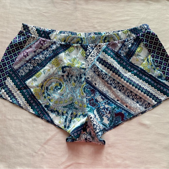VS Set Satin Mini Bustier in Blue Myriad Print 32b, Satin Short XS, Panty XS - Picture 6 of 8